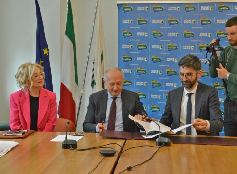 “Le scuole che promuovono salute”, siglata un’intesa nelle Marche