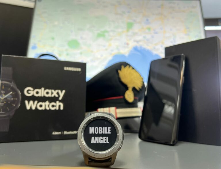 Primo smartwatch “anti-violenza” ad una vittima 36enne di Napoli