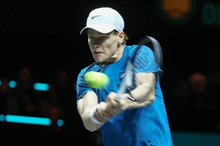 Tennis: Sinner ko a Indian Wells, in finale va Alcaraz