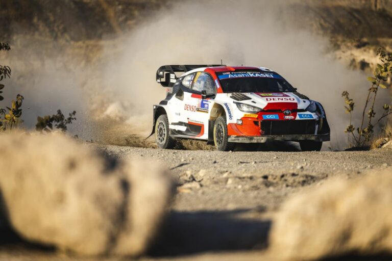 Mondiale Rally, Ogier al comando con 35″ di vantaggio su Evans
