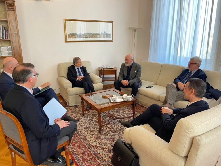 Ricostruzione post sisma, incontro tra il ministro Musumeci e il commissario Bonaccini