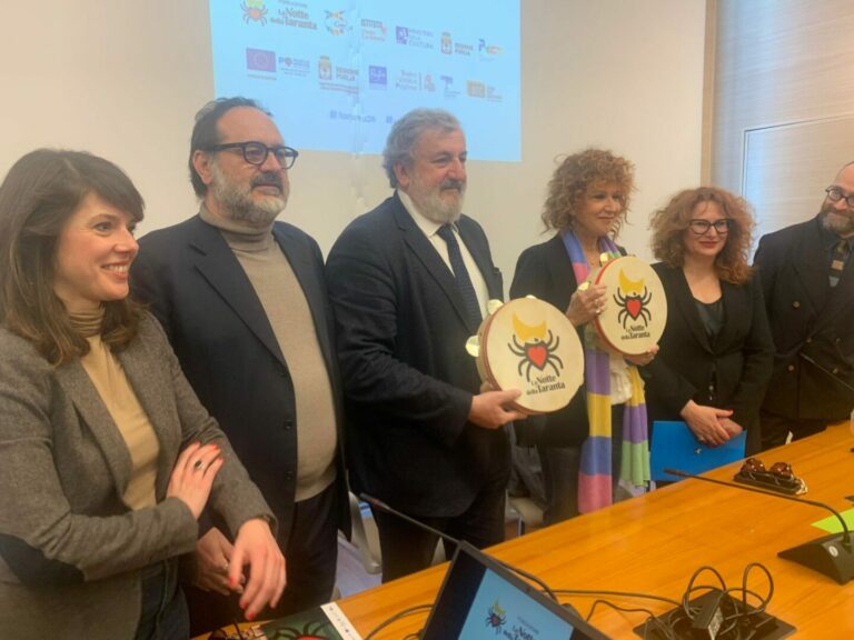Notte della Taranta 2023, Fiorella Mannoia la maestra concertatrice