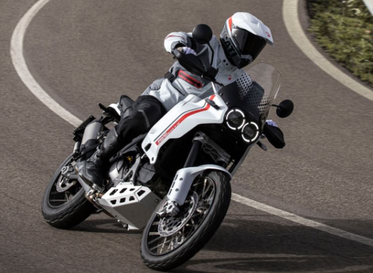 Ducati, sistema di navigazione Turn by Turn sulla DesertX
