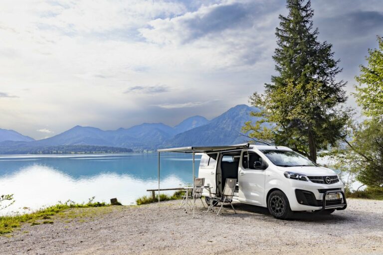 Ideale per le vacanze, Opel Vivaro come “Alpincamper”