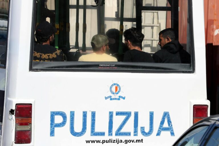 Malta, deportation of over 1,000 migrants since 2022