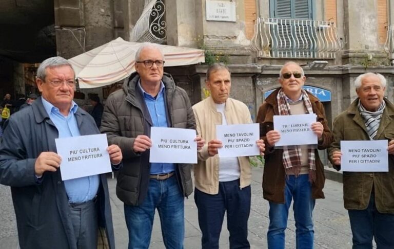 Centro storico Napoli, Associazioni culturali “Cancellare osservatorio”