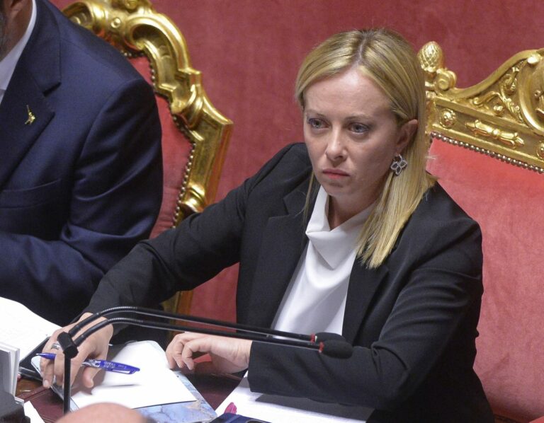 Migranti, Meloni “Europa chiamata a difendere le frontiere”