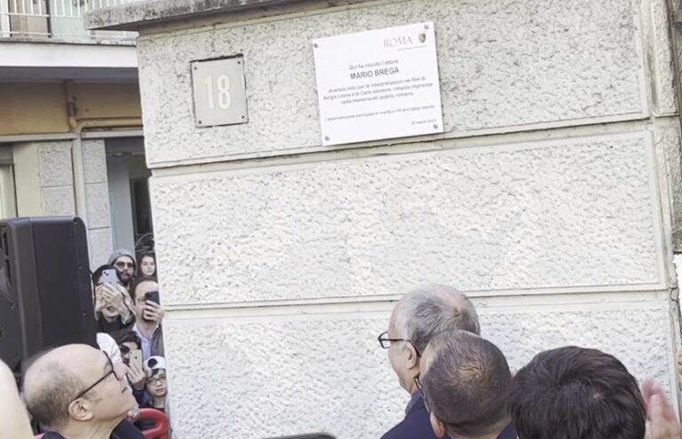 Gualtieri e Verdone inaugurano targa per i 100 anni di Brega