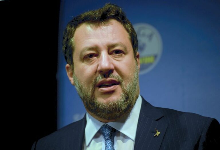 Salvini “Il codice appalti è legge, andiamo avanti”