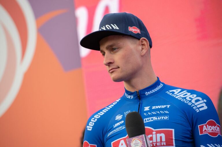 Van der Poel trionfa alla Parigi-Roubaix, Ganna chiude sesto