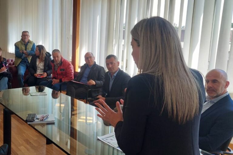 Satta incontra allevatori sardi e sindacati “Nessun licenziamento”