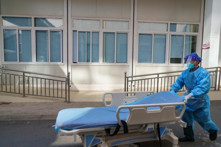 Covid, incidenza stabile. Quattro regioni a rischio alto