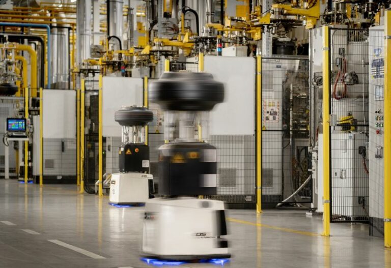 Michelin, intelligenza artificiale e agv per lo stabilimento di Cuneo