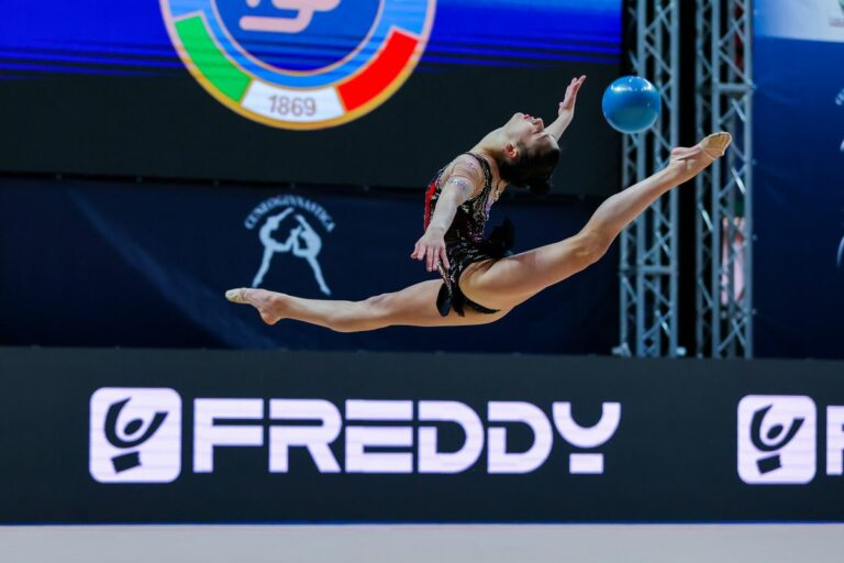 Cdm ritmica: A Tashkent Raffaeli in testa a metà All-Around