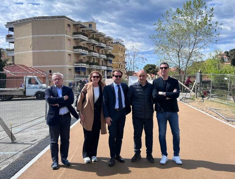 Liguria, terminati i lavori per nuovo tratto ciclovia del Ponente