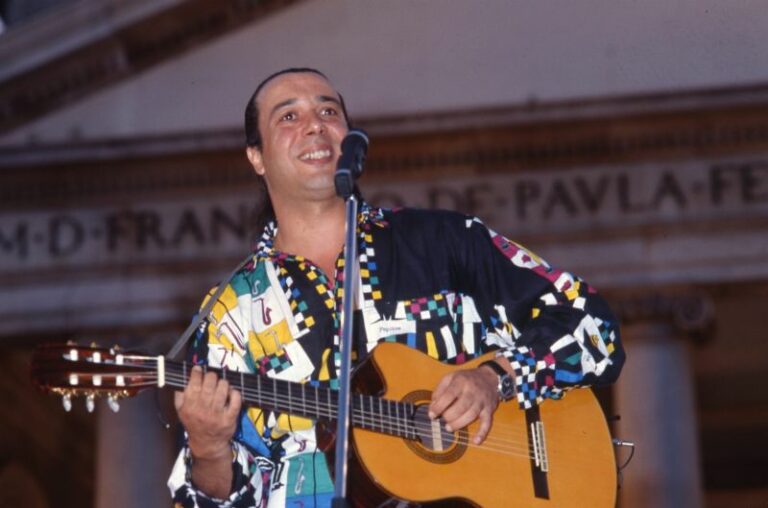 E’ morto il cantautore Federico Salvatore