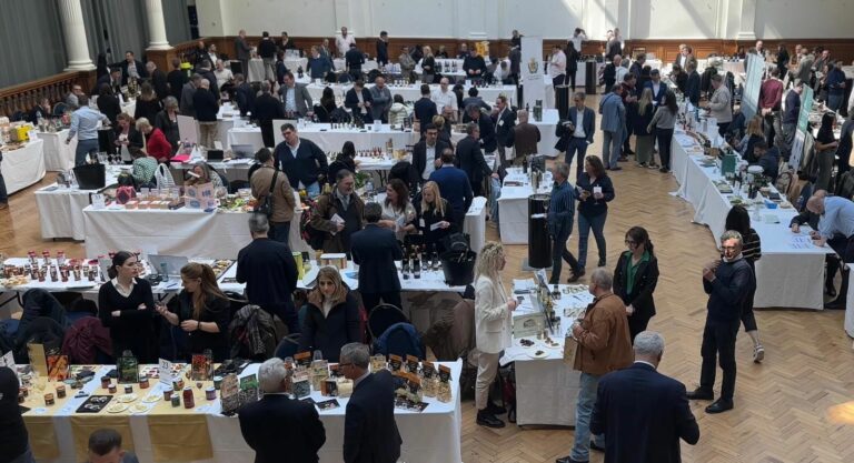 Grande successo delle aziende siciliane al Real Italian Wine & Food di Londra