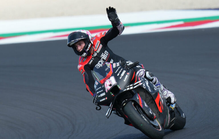 Aleix Espargarò primo nelle FP2 della MotoGp a Jerez