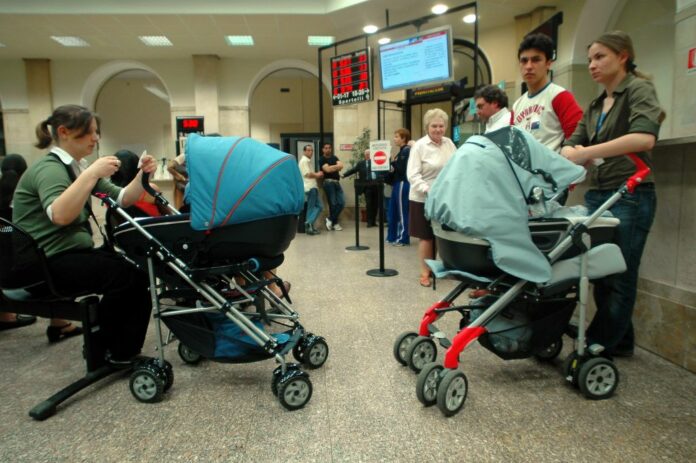 ANAGRAFE CITTA' DI MILANO NATALITA' MATERNITA', PASSEGGINI