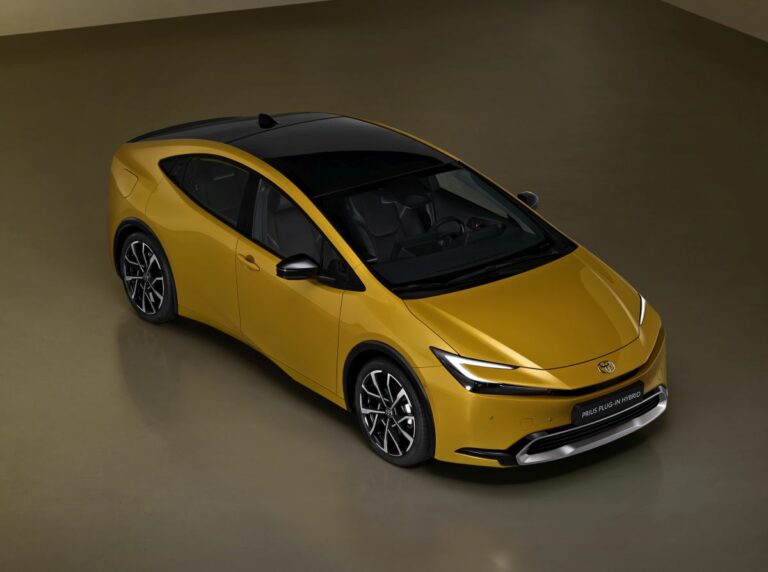 Al via gli ordini della nuova Toyota Prius Plug-in