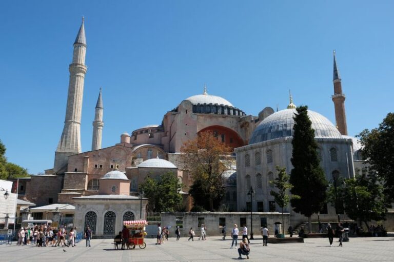 Islam: Grande moschea Roma, siamo ente italiano ambasciate fuori da direttivo