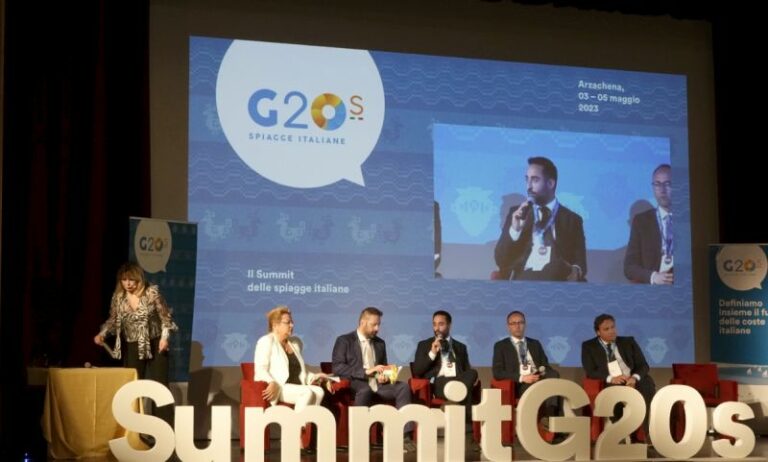 Sardegna, Porcu al G20 spiagge “Riconoscere la specificità delle località balneari”