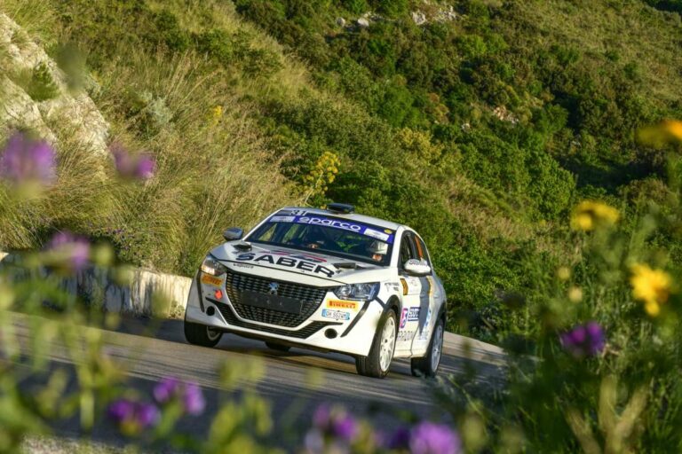 Targa Florio appassionante per i piloti Pirelli Star 4 Top
