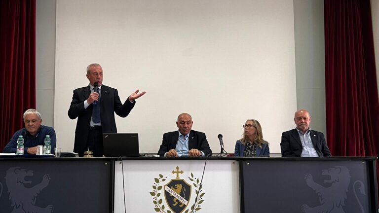 Giuseppe Abbagnale protagonista al liceo Santa Maria di Roma per “Sport e Famiglia”
