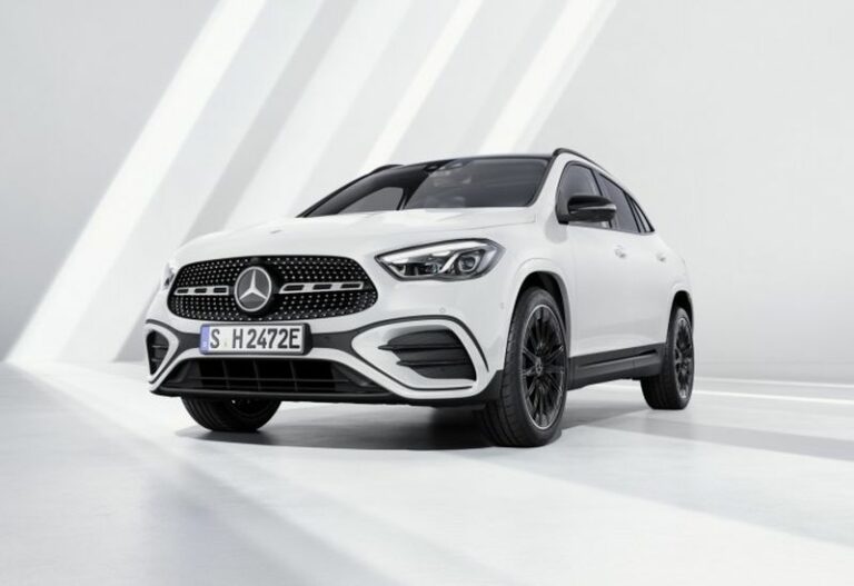 Mercedes-Benz Gla disponibile in 7 versione