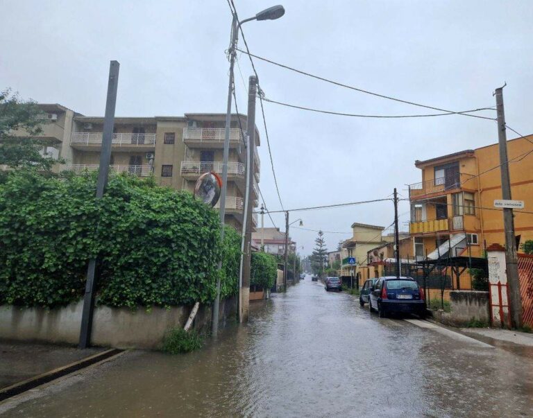 Maltempo, allerta rossa a Palermo. Piogge abbondanti ma pochi disagi