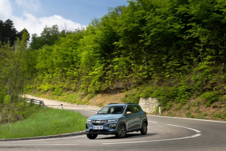 Con l’allestimento Extreme, continua l’evoluzione di Dacia Spring