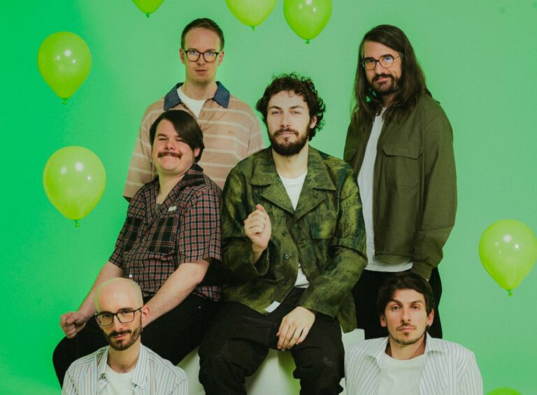 Pinguini Tattici Nucleari, on air il video di “Rubami la notte”