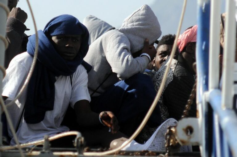 Immigration: operations in Tunisia and Libya against traffickers