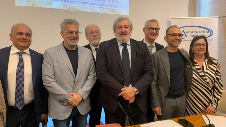 Gestione delle acque in Puglia, Emiliano “Siamo la Regione che spende meglio”