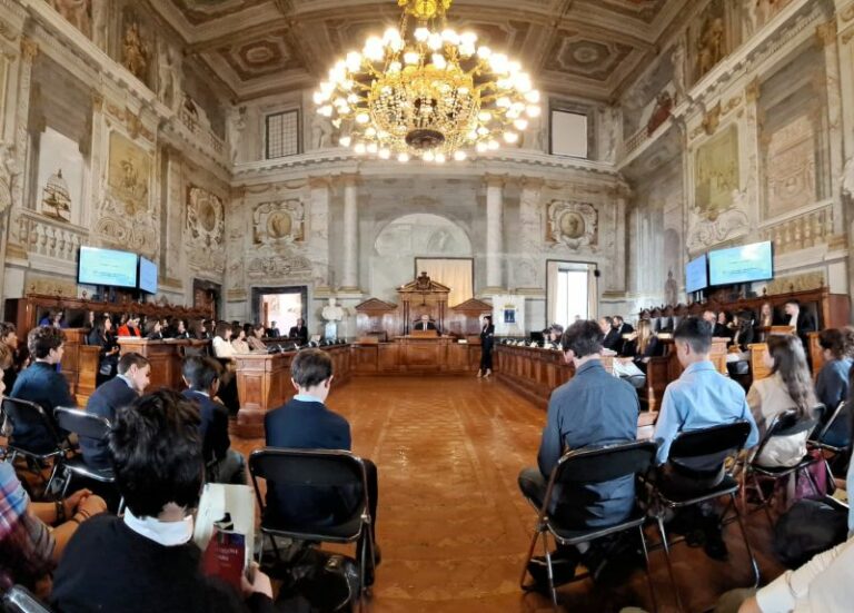 Maruotti “Condotte siano conformi a buone regole sociali”