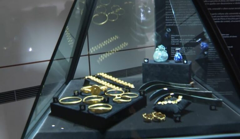 Mostra “Ornamenta” a Marcianise, Sangiuliano “Conciliare arte e impresa”