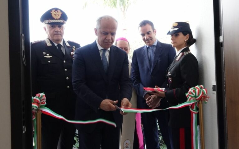 Calabria, inaugurata la nuova sede della stazione dei Carabinieri di Africo Nuovo
