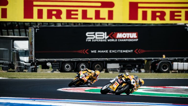 Doppietta Ducati a Misano con Pirelli SCX di sviluppo