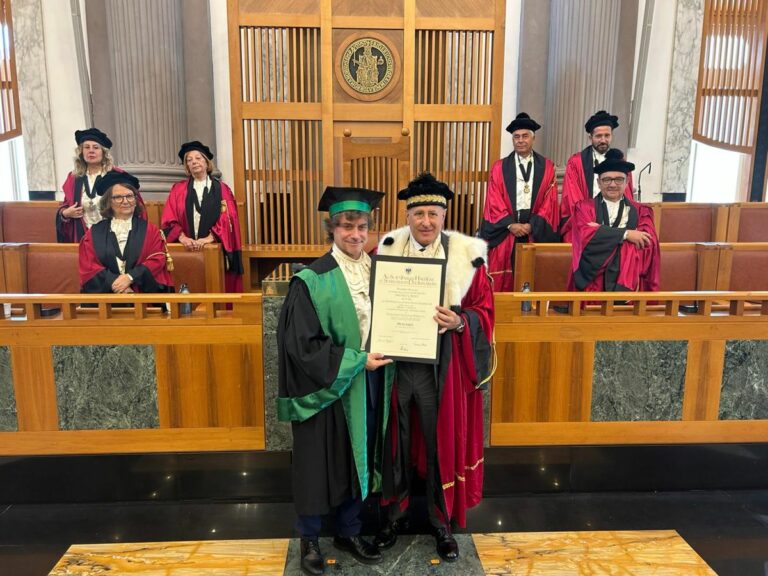 Alberto Angela riceve Laurea honoris causa dalla Federico II di Napoli