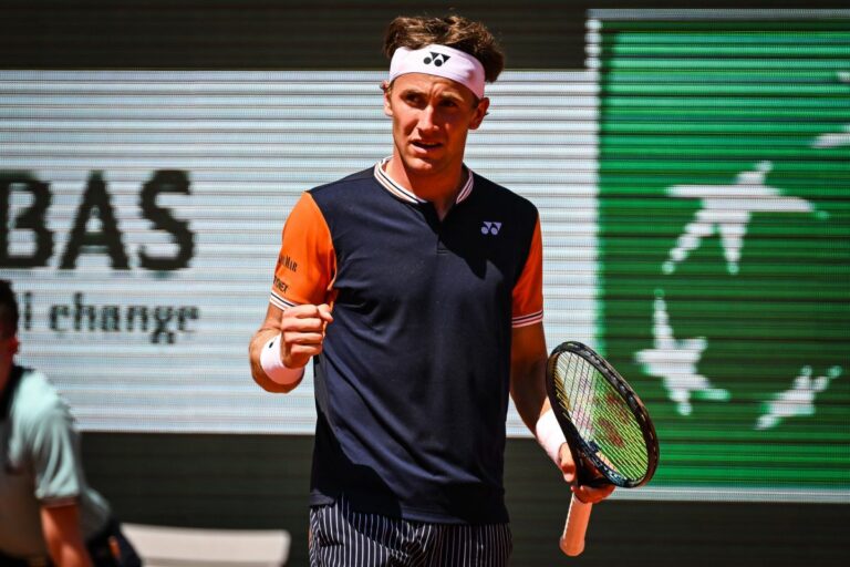 Ruud avanza a Parigi e ritrova Rune, rivincita Swiatek-Gauff
