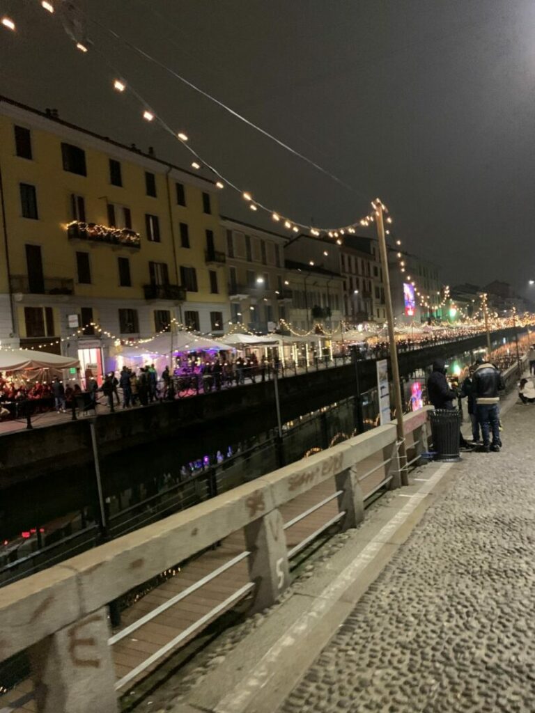 Turismo Lombardia, da Milano ai laghi alberghi pieni. Tornano i cinesi