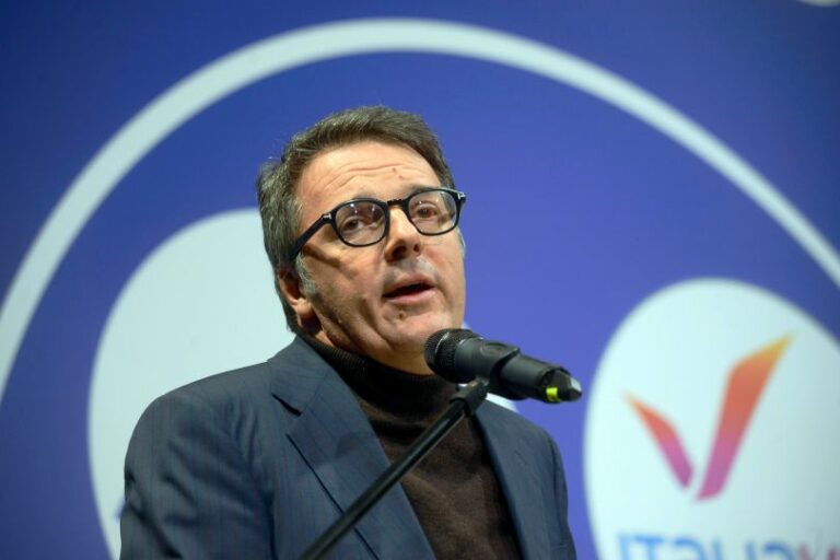 Renzi “Berlusconi ha scelto di non avere un erede”