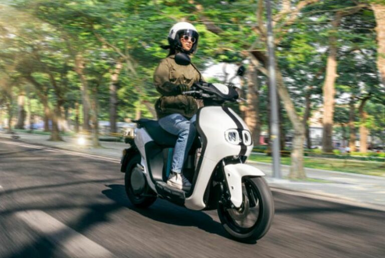 Yamaha NEO’s, fino a 68 km di autonomia puramente elettrica