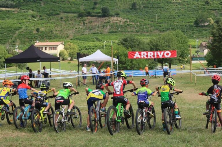 In 1.200 al Meeting Giovanissimi FCI-Kinder Joy of Moving