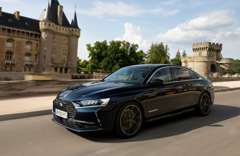 DS 9 Model Year 23, eleganza e raffinatezza