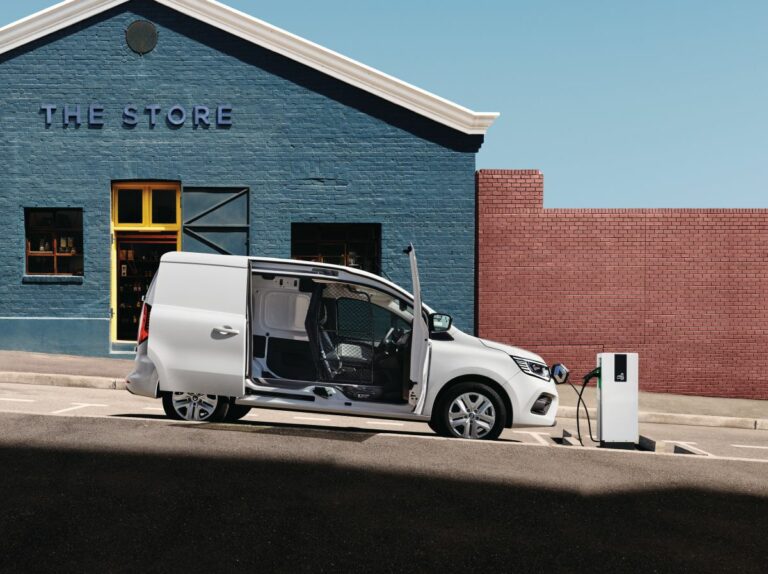 Renault Kangoo, il veicolo elettrico più venduto del suo segmento