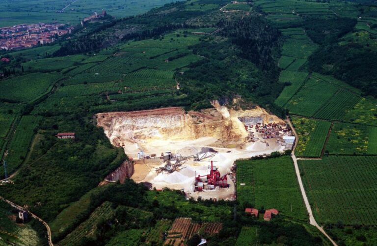 Sindacati, imprenditori e Comuni chiedono revisione legge sulle Cave