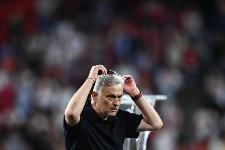 Stangata Uefa per Mourinho, 4 turni per insulti a Taylor