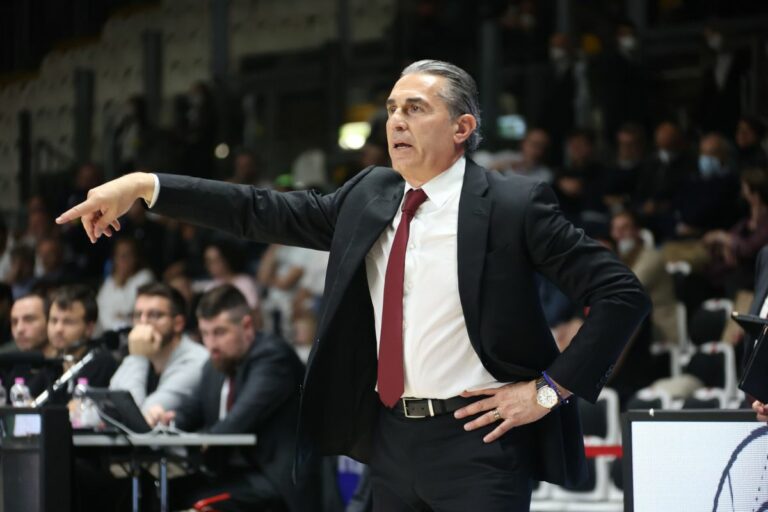 Scariolo rimane alla Virtus “Pronto ad allungare contratto”