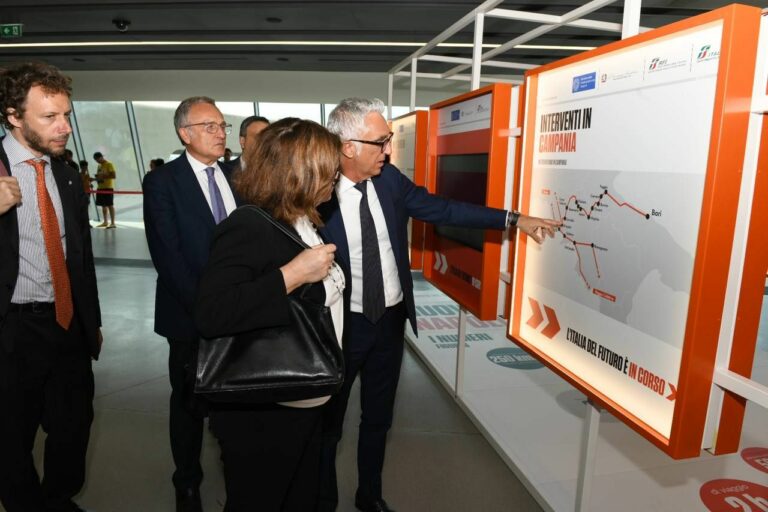 Cantieri parlanti, inaugurato nuovo Infopoint alla stazione AV di Napoli Afragola